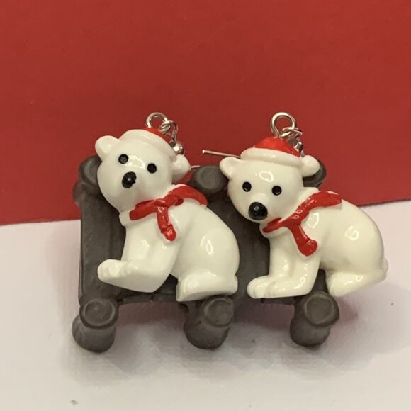 Polar Bear Earring, Santa Earring, Christmas Earring, Gift Idea, Holiday Earring - Picture 3 of 7